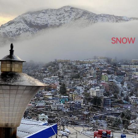 Hotel Solan Regency Esterno foto